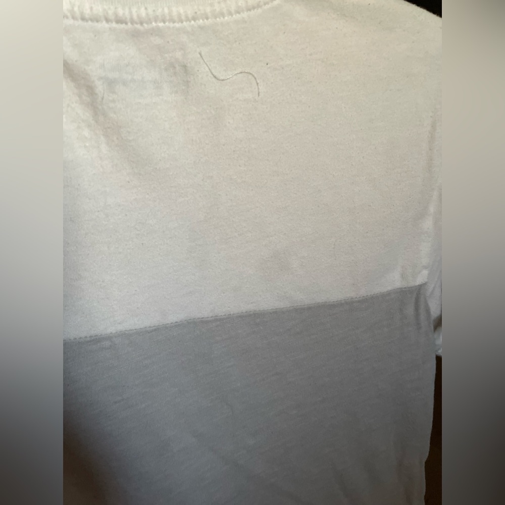 Neutral soft Tee - Picture 3 of 4